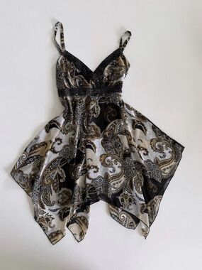 M.K.M Designs Vintage Y2K Paisley Lace Cami
Top